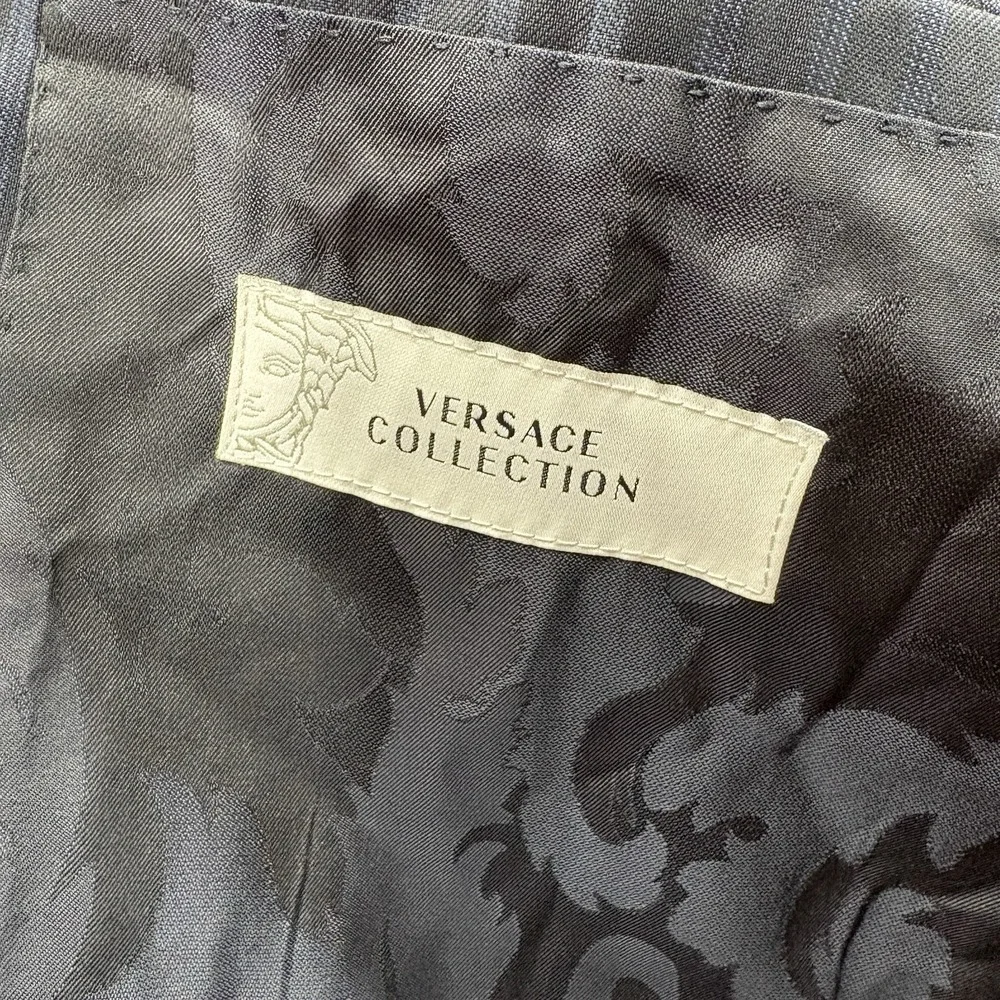 VERSACE Suit Navy Blue Pinstripe Wool Notch Lapel Italian Size 52 *